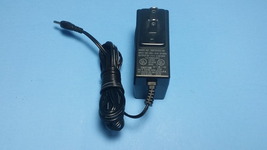 *Brand NEW*SMPS5V2A-XM Sirius XM Satellite Radio Roady XT Xpress 5V 2A AC Power Adapter